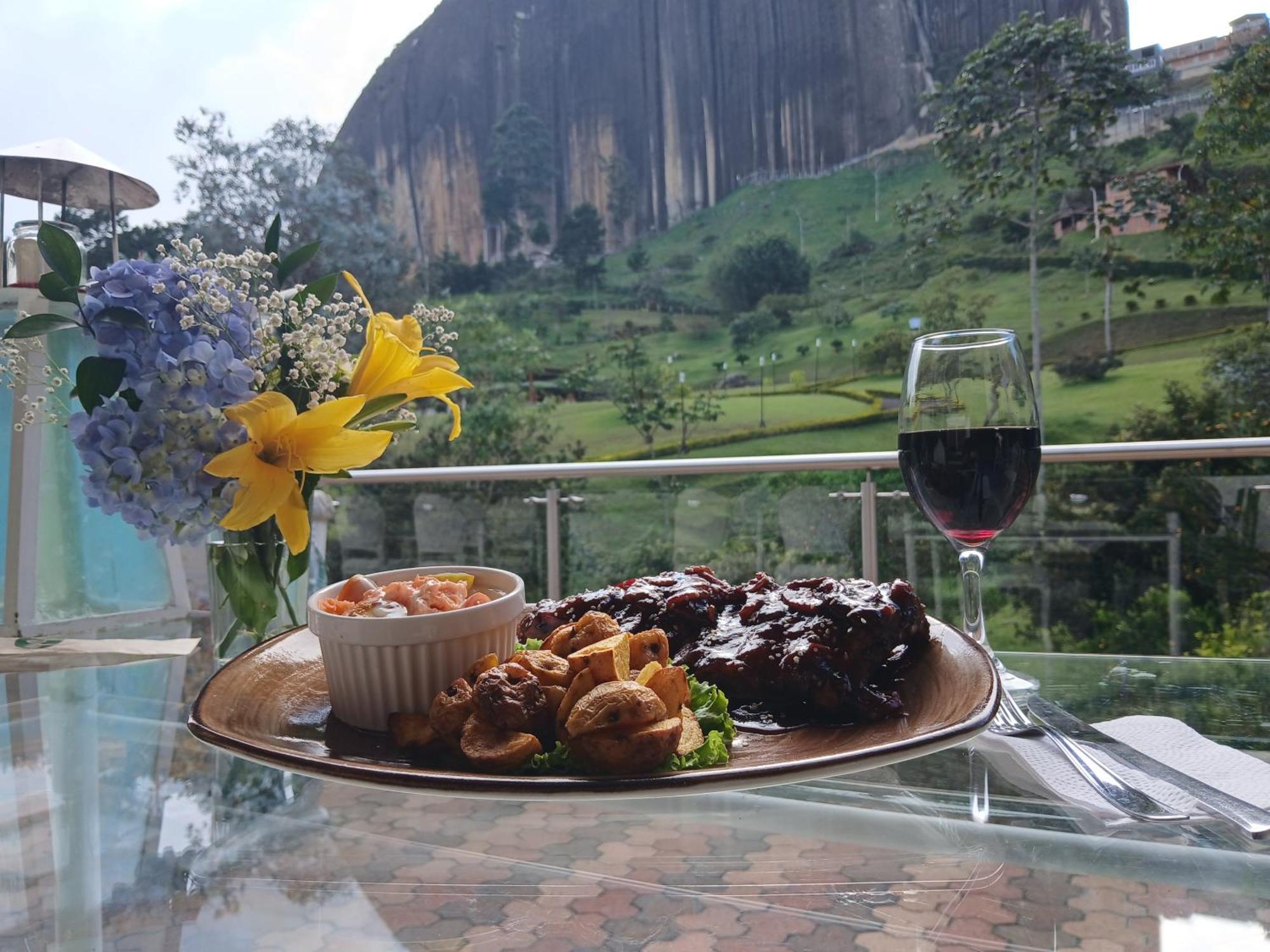 Piedra Del Penol Hotel Guatapé 外观 照片