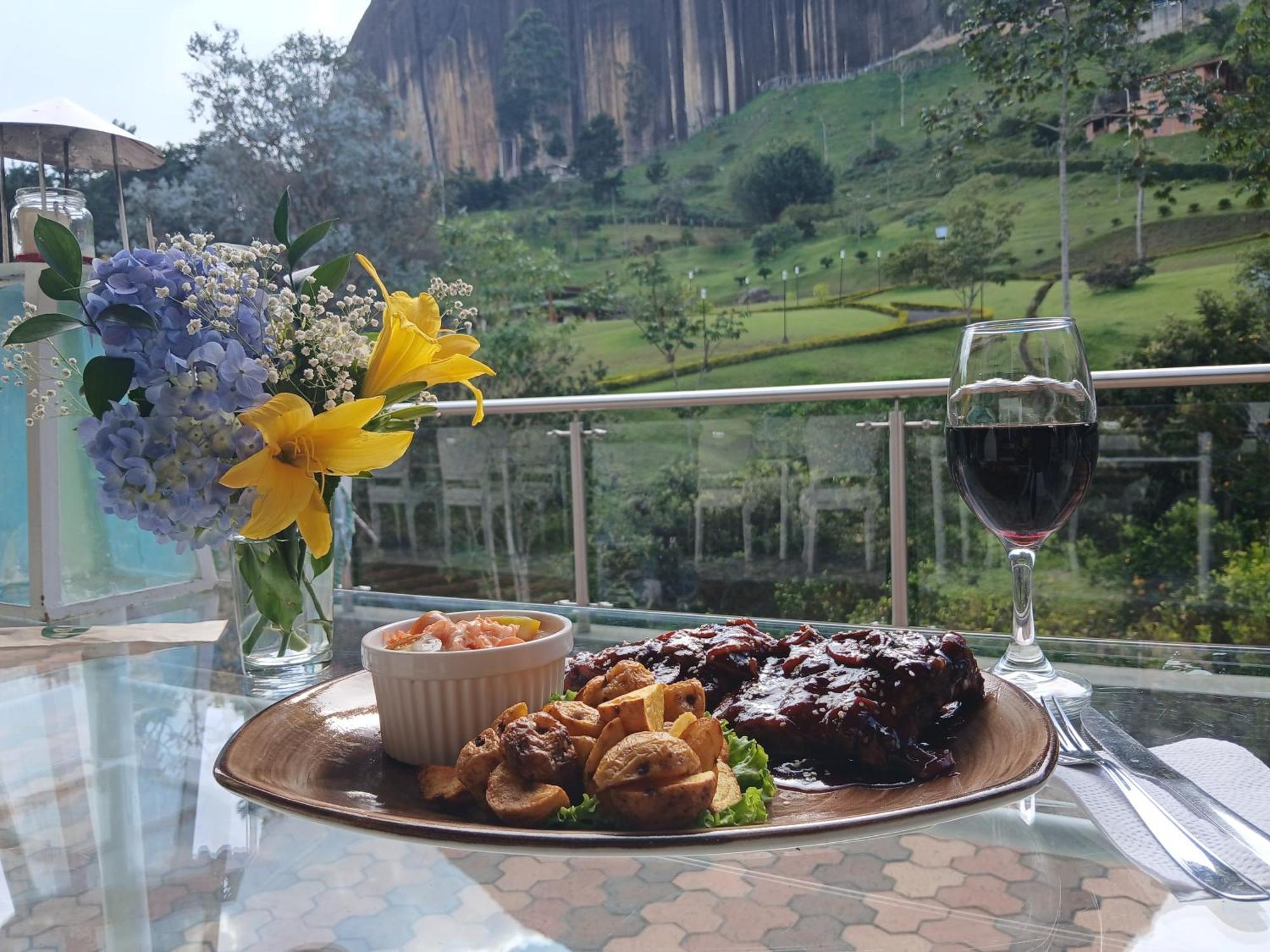 Piedra Del Penol Hotel Guatapé 外观 照片