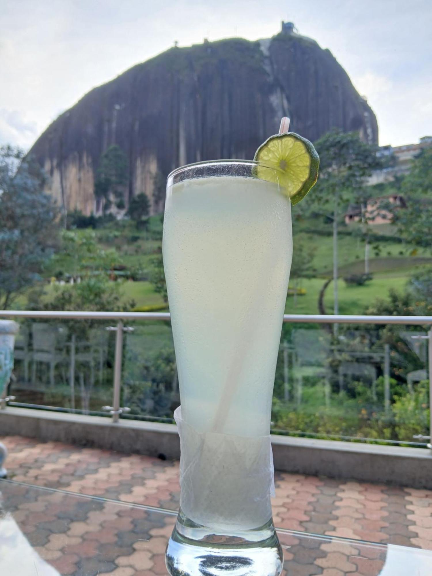 Piedra Del Penol Hotel Guatapé 外观 照片
